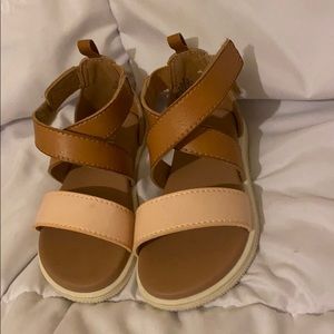 Toddler size 6. Wore once.